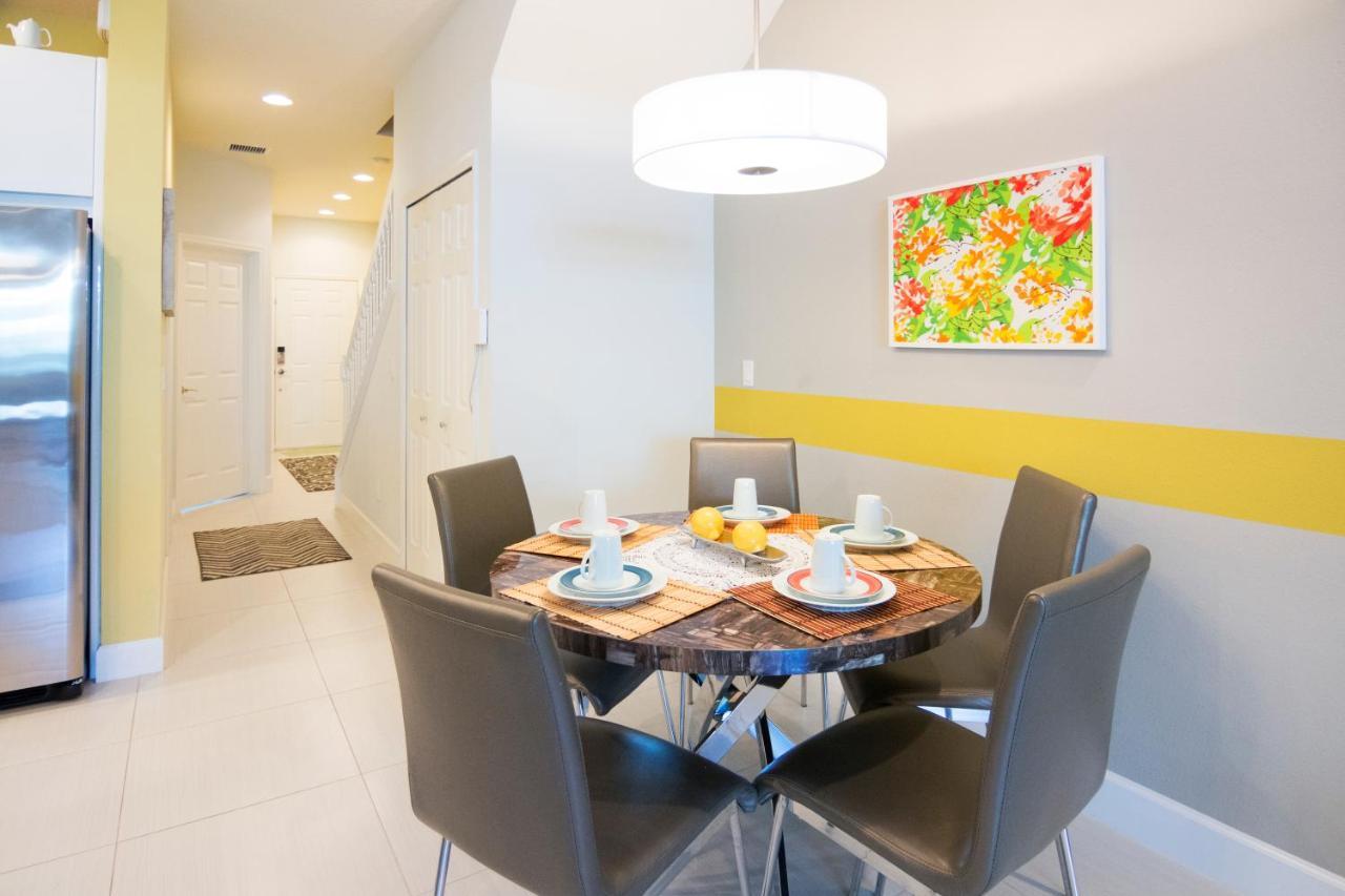 Serenity Resort 3 Bedroom Vacation Townhome With Pool Клермон Экстерьер фото