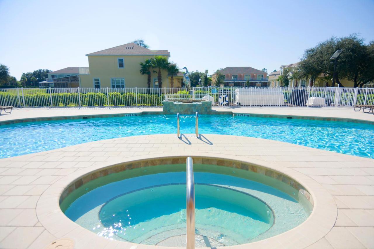 Serenity Resort 3 Bedroom Vacation Townhome With Pool Клермон Экстерьер фото